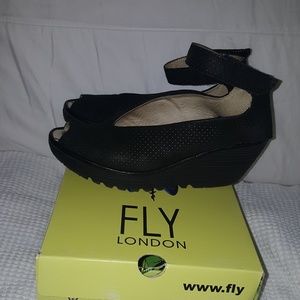Black Fly London Sandal ... Yala Wedge
